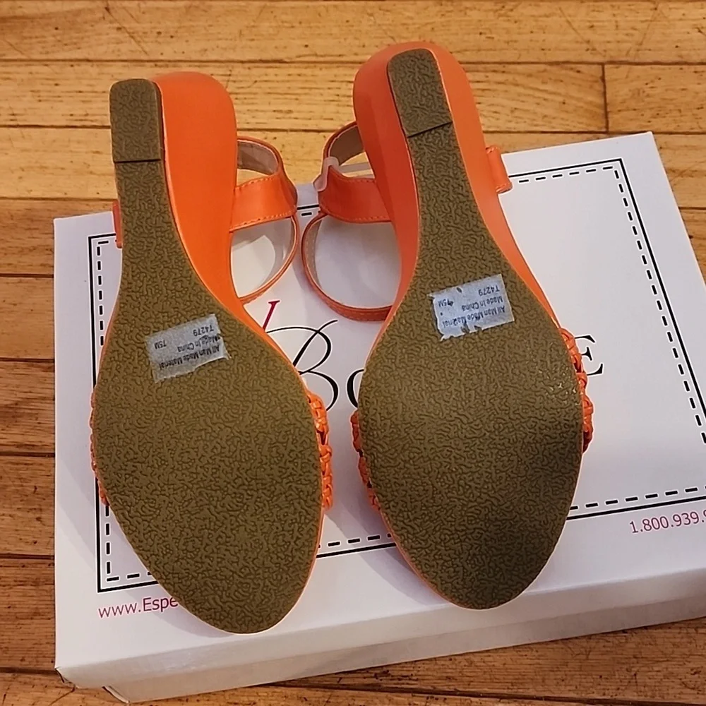 Sandals never worn - Picture 2 of 7